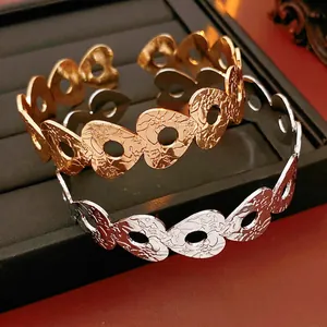Vintage Open Cuff Bracelet Hollow Heart Floral Engraved Metal Bangle For Women Retro Adjustable Fashion Jewelry