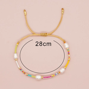 Bohemian 28cm handmade bracelet with natural freshwater pearls and colorful seed beads