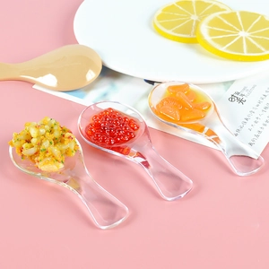 Cuillère miniature en ABS avec faux caviar et accessoires de nourriture pour décor