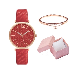 Women's quartz watch gift set with red leather strap, star bracelet and pink gift box