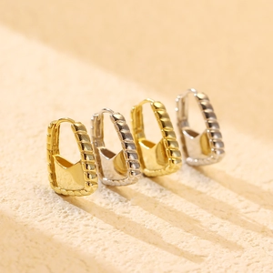 U-shaped s925 silver handbag earrings in gold and silver with woven texture edge