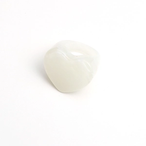 French vintage style 2-piece cream heart resin ring set on a clean white background