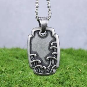 Pendentif vintage totem vague en acier inoxydable pour homme avec chaîne box chic