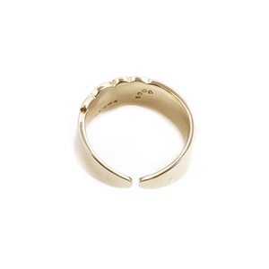 Vintage daisy wide band ring in gold plating with minimalist open adjustable design