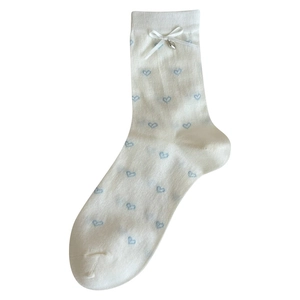 White cotton mid-calf socks with light blue heart print and bow metal pendant