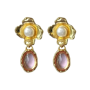 Vintage style gold flower earrings with imitation pearl and purple oval pendant