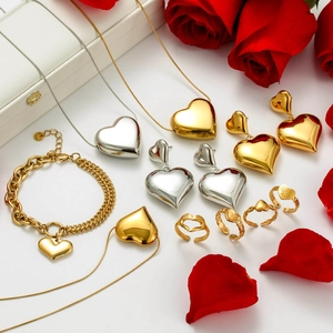 Stainless Steel Heart Necklace Earrings Bracelet Ring Jewelry For Women French Light Luxury Elegant Accessories