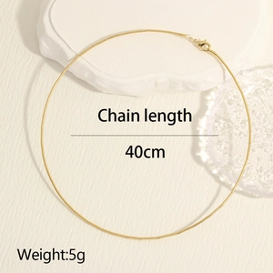 Detailed view of 18K gold plated snake bone chain with 40cm length and 5g weight metrics