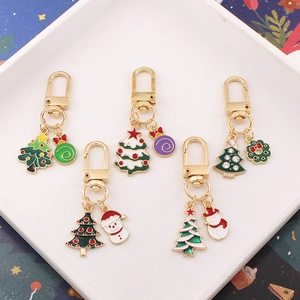 Christmas Keychain Alloy Enamel Gold Metal Hanging Ornament Holiday Tree Snowman Wreath Charm Festive Gift Novelty