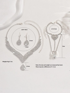 Luxurious bridal jewelry set dimensions showing necklace, earrings and slave bracelet