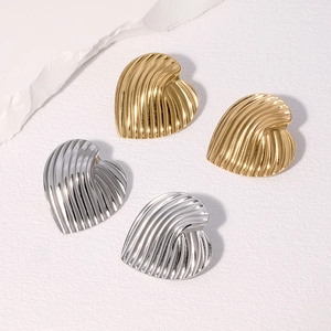 Heart Shape Stud Earrings Stainless Steel Textured Wavy Minimalist Geometric Jewelry For Women