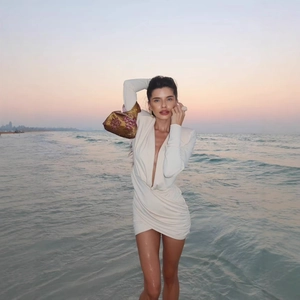 Women Sexy Deep V Neck Long Sleeve Ruched Bodycon Mini Dress Elegant Solid Color Slim Fit Party Clubwear Evening Dress