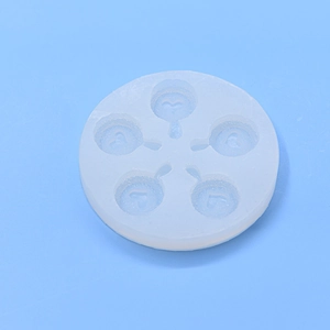 Silicone popsicle mold with 5 mini heart shaped cavities for DIY chocolate and candy