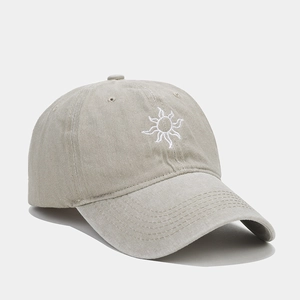 Classic British style cotton baseball cap with sun embroidery and curved brim in khaki