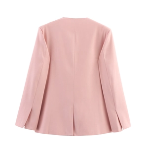 Vista posteriore di un blazer rosa casual a maniche lunghe da donna con vestibilità ampia