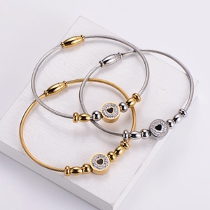 Classic stainless steel wire bracelets with heart pendants in gold and silver finish