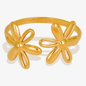 Adjustable 304 stainless steel double flower open ring in polished gold finish