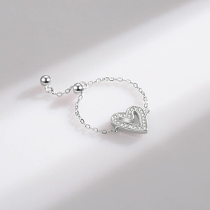 Anello regolabile in argento S925 con cuore traforato e diamanti pavé su catenina