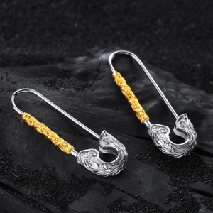 Vintage arabesque engraved safety pin earrings in dual-tone gold and silver metal
