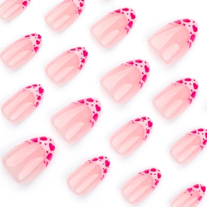 Unghie finte French con cuori rosa forma a mandorla corta set riutilizzabile chic