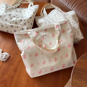 Baumwoll-Canvas-Einkaufstasche mit Blumenmuster und 'Simple Wish' Etikett