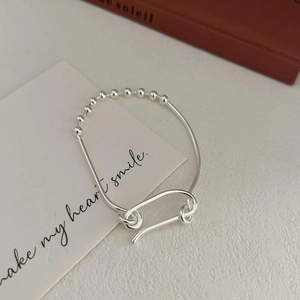 Minimalist 925 sterling silver beaded bracelet with polished geometric rod and knot clasp