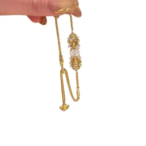 Adjustable gold iris flower chain bracelet with sparkling zircon stones in retro style