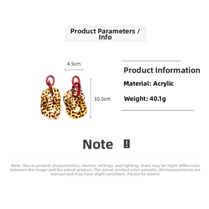 Specifiche delle dimensioni degli orecchini in acrilico con stampa leopardata e maglia rossa