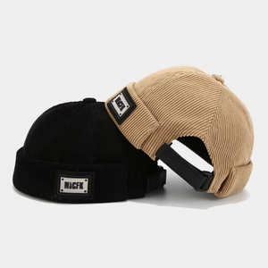 Bonnets miki en velours côtelé noir et kaki avec sangle réglable pour hommes et femmes