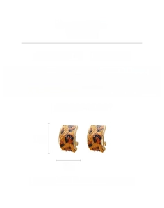 Détails des boucles d'oreilles léopard en C avec dimensions et poids de 5.9g