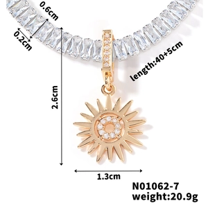 Detailed size specifications for the gold sunflower pendant necklace with dimensions