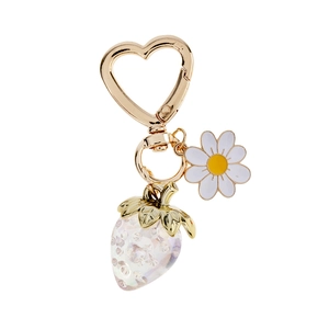 Cute strawberry and daisy gold heart keychain accessory for women bag decoration