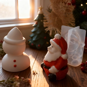 3D Santa Claus and Snowman silicone molds for DIY resin candles and festive plaster crafts