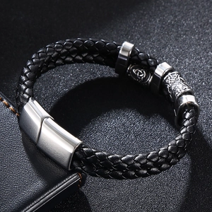 Bracelet multicouche en cuir tressé noir pour homme avec fermoir magnétique Viking nordique