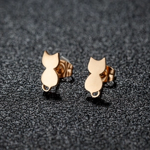 Minimalist rose gold cartoon cat earrings in polished stainless steel with stud backing