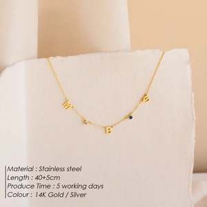 Collar de nombre personalizado en acero inoxidable con piedra natal y baño de oro 14K