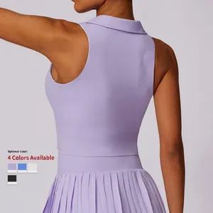 Damen Sport-Set mit lila Polo-Weste und Faltenrock für Tennis und Golf Fitness-Training