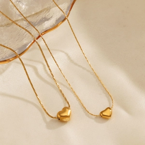 Collier Pendentif Coeur Acier Inoxydable Plaqué Or Minimaliste Élégant Chaîne Serpent Bijoux De Mode Pour Femmes
