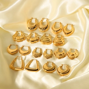 Ensemble de boucles d'oreilles vintage en forme de cœur et U, acier doré 18 carats