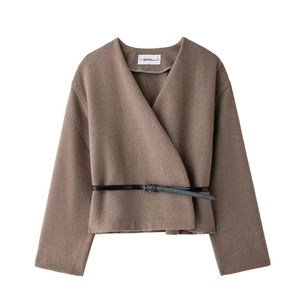Veste élégante en laine marron pour femme avec col en V et ceinture noire