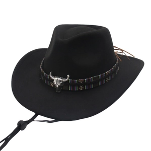 Cappello da cowboy nero in feltro con fascia etnica, fibbia a testa di toro e cordino
