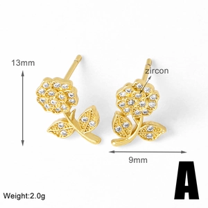 Macro detail of 13mm gold flower earrings with white zircon accents and measurements