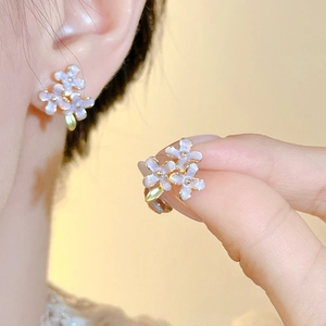Purple Flower Stud Earrings Enamel Lilac Floral Design With 925 Sterling Silver Earring Post For Women Sweet Style