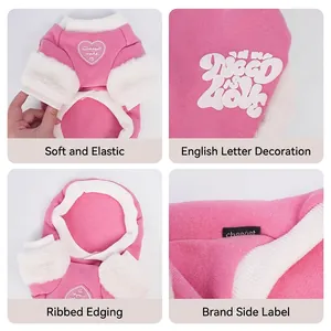 Pull rose en peluche pour chien avec manches bouffantes et imprimé cœur en détails