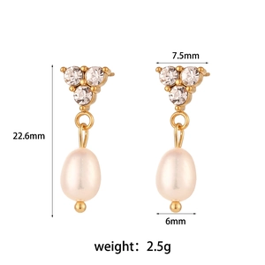 18K gold plated earrings with three crystals and freshwater pearls including dimensions