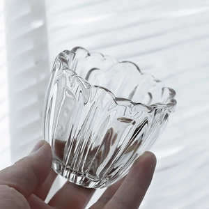 Nordic crystal glass thumb candle holder with creative petal rim and vertical texture