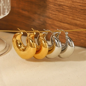 Heart Shaped Hoop Earrings Stainless Steel 18K Gold Plated Chunky Hollow Waterdrop Minimalist Fashion Jewelry For Women