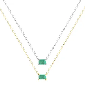 Eleganti collane in argento S925 e oro con ciondoli in pietre verdi taglio smeraldo