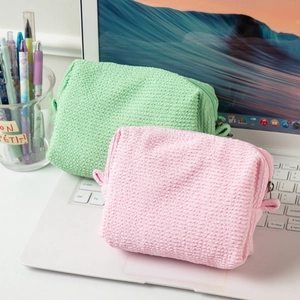 Minimalist large capacity pleated wavy cosmetic bag in pastel green and pink colors