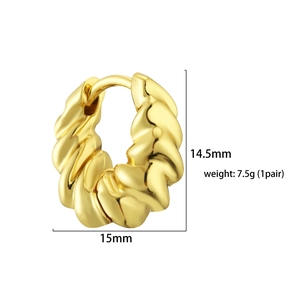 Macro shot of gold twisted rope hoop earrings detailing dimensions and 7.5g weight